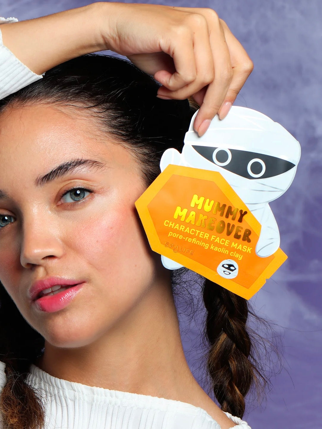 Mummy makeover – pore-refining face mask