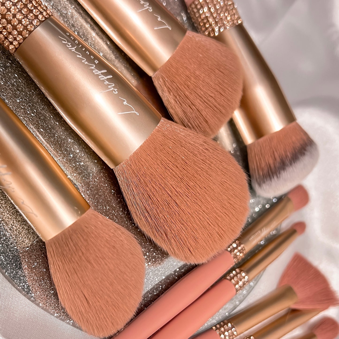 10 pcs Rose Gold premium makeup brush set